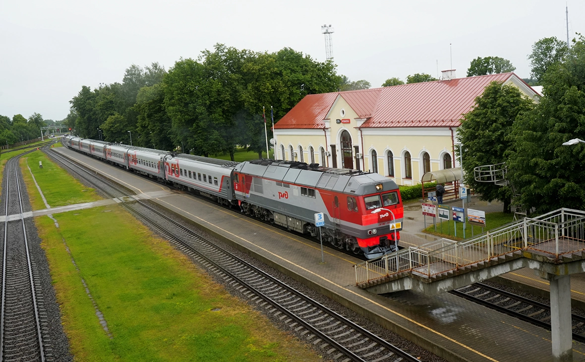 Ints Kalnins / Reuters