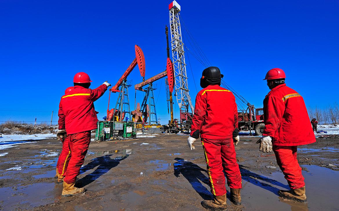 ЕС представил план по отказу от российского газа, нефти и урана