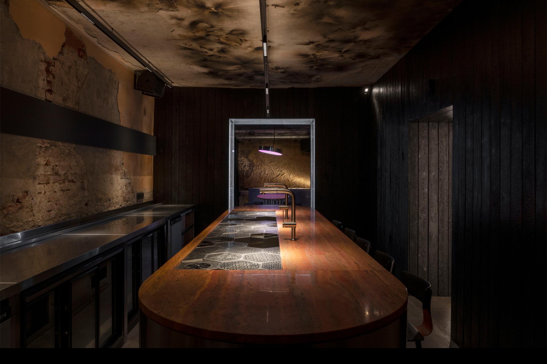 Интерьер бара Linch bar