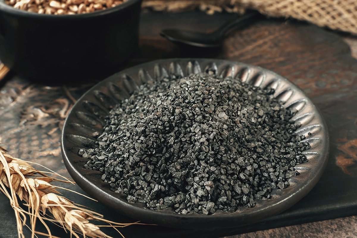 Если в Чистый четверг приготовить четверговую соль, то она поможет при болезнях