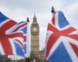 Экономике Великобритании "нездоровится" третий квартал подряд