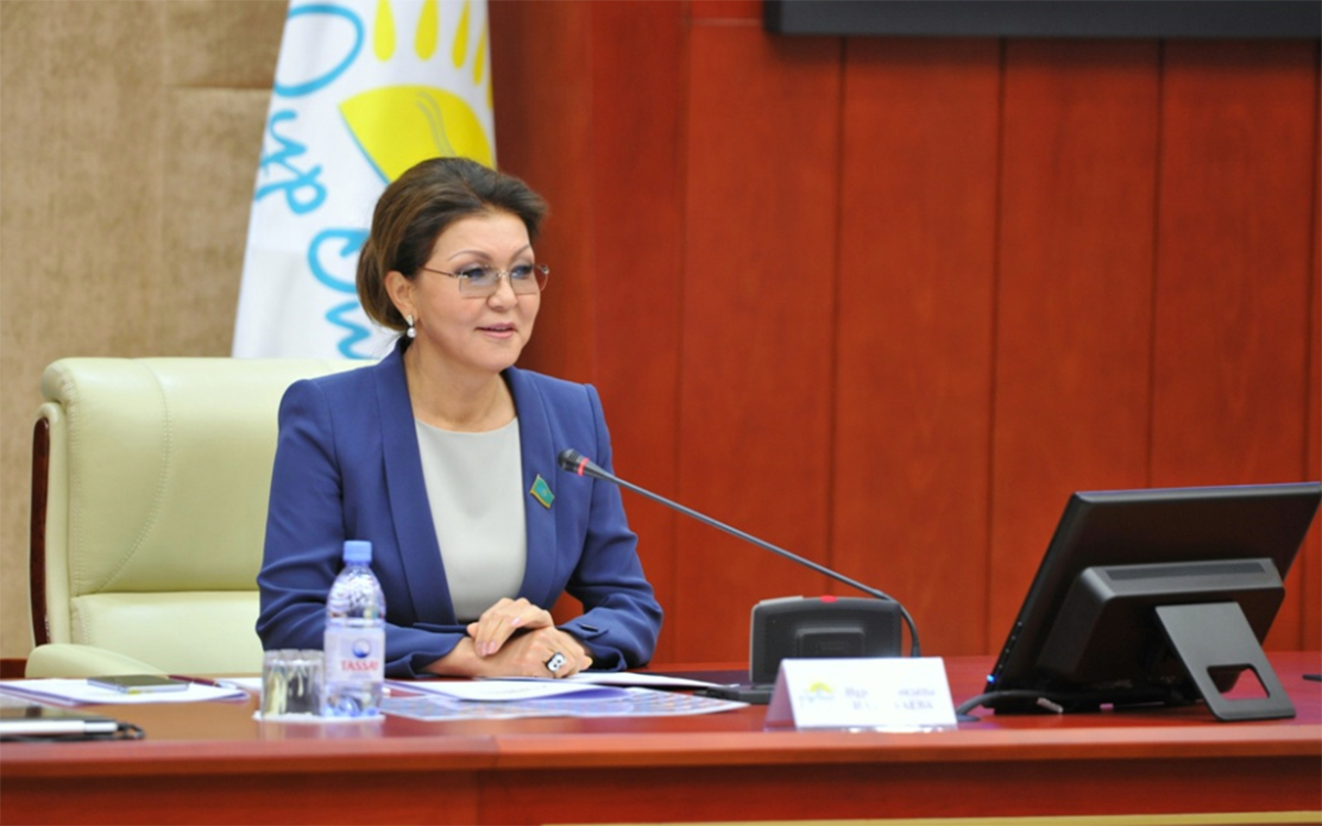 Парламент Казахстана утвердил сложение полномочий Дариги Назарбаевой