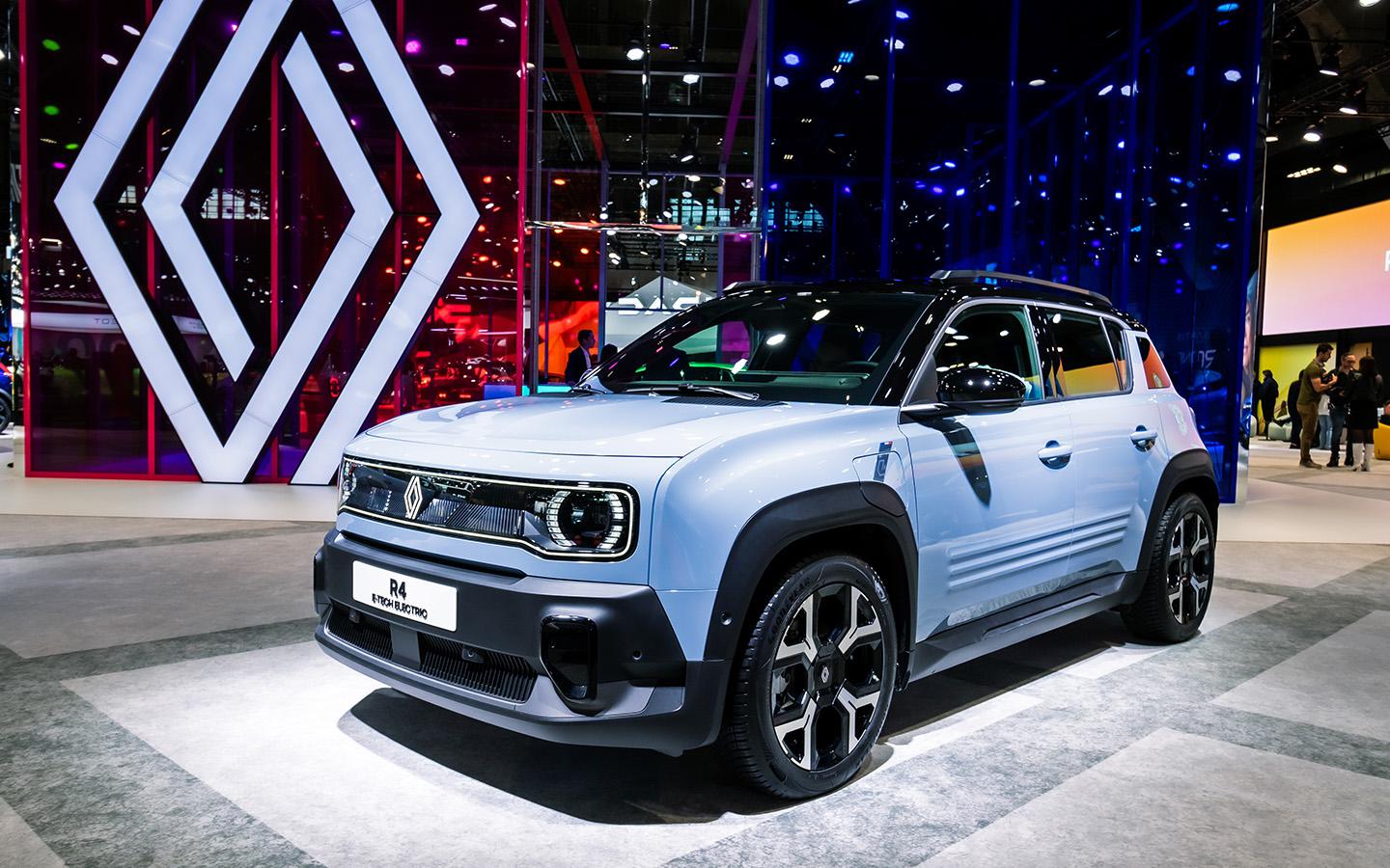 Renault представит десятки новинок. Сроки и нюансы