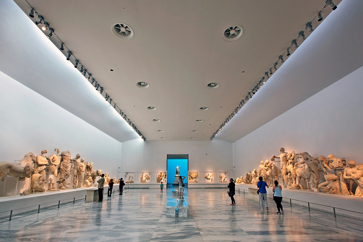 Сегодня на месте статуи Зевса Олимпийского находится археологический музей