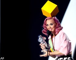 Поп-певица Кэти Перри получила главную премию MTV
