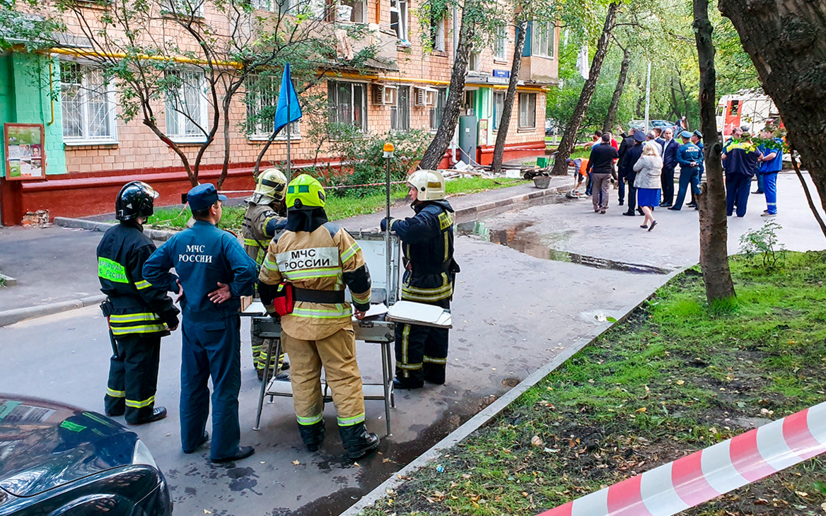 На юге Москвы из-за хлопка газа обрушилась стена жилого дома