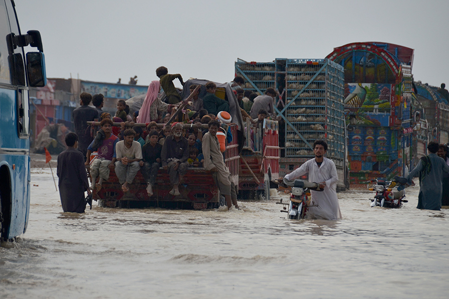 На фото: Белуджистан, 22 августа 2022 года

Наводнения нанесли ущерб районам провинций Белуджистан, Синд, Южный Пенджаб и Хайбер-Пахтунхва, сообщает пакистанское издание The Express Tribune. От потопов погибло более 900 человек
