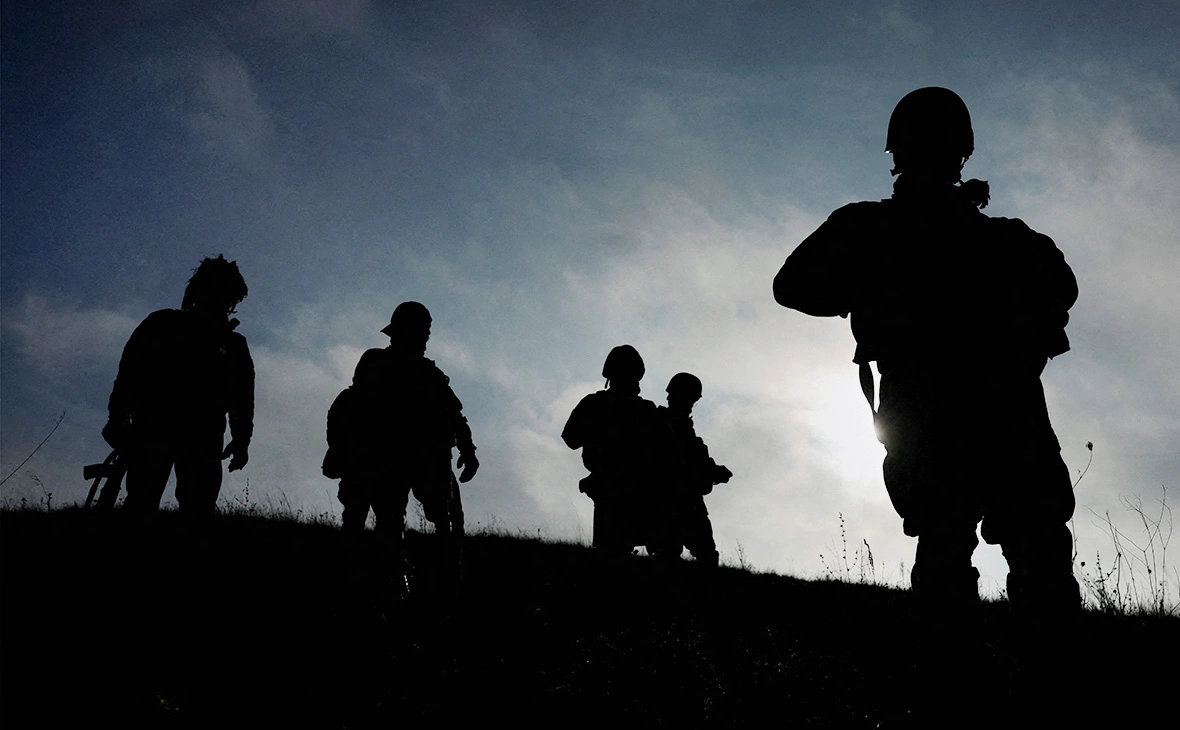 Clodagh Kilcoyne / Reuters