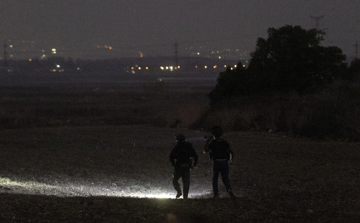 Amir Levy / Getty Images