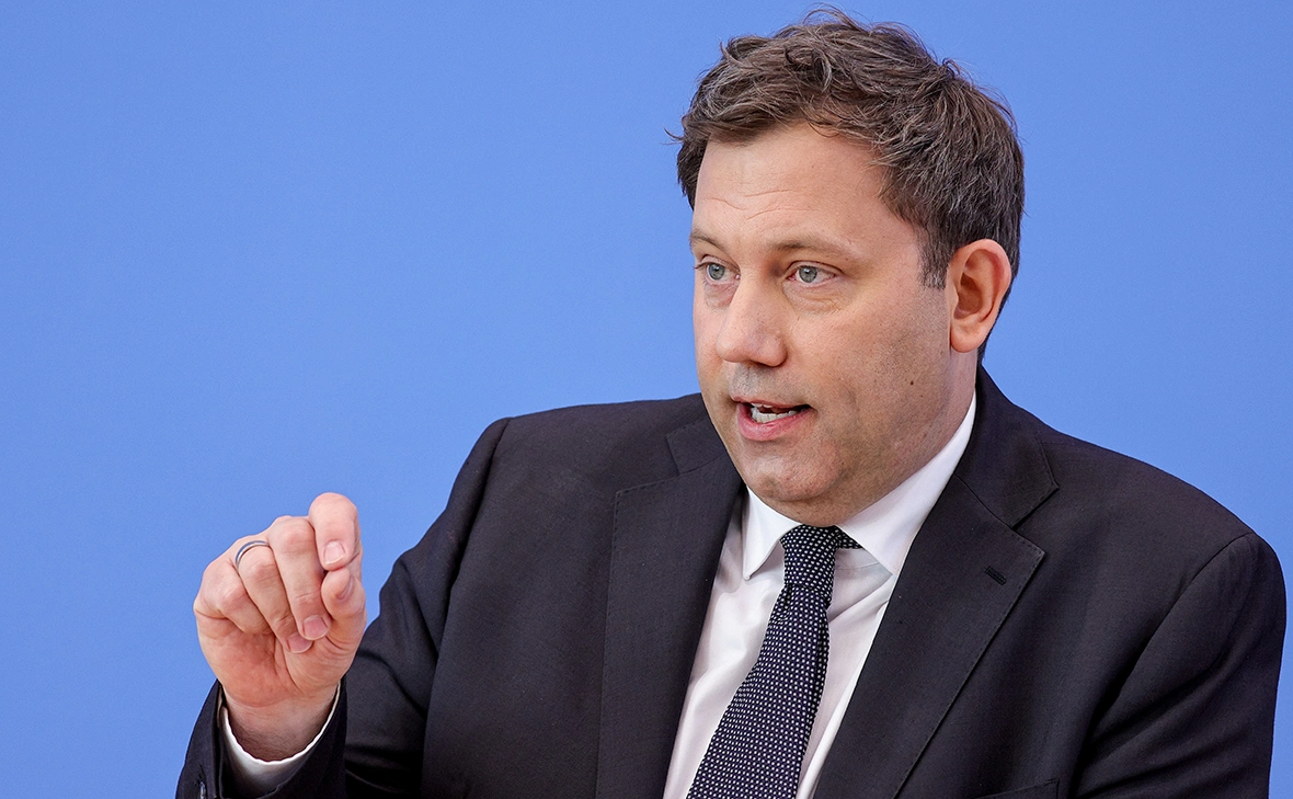 Omer Messinger / Getty Images