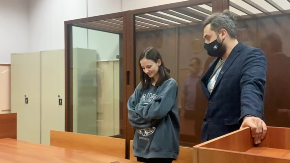 Видео:пресс-служба Басманного районного суда города Москвы