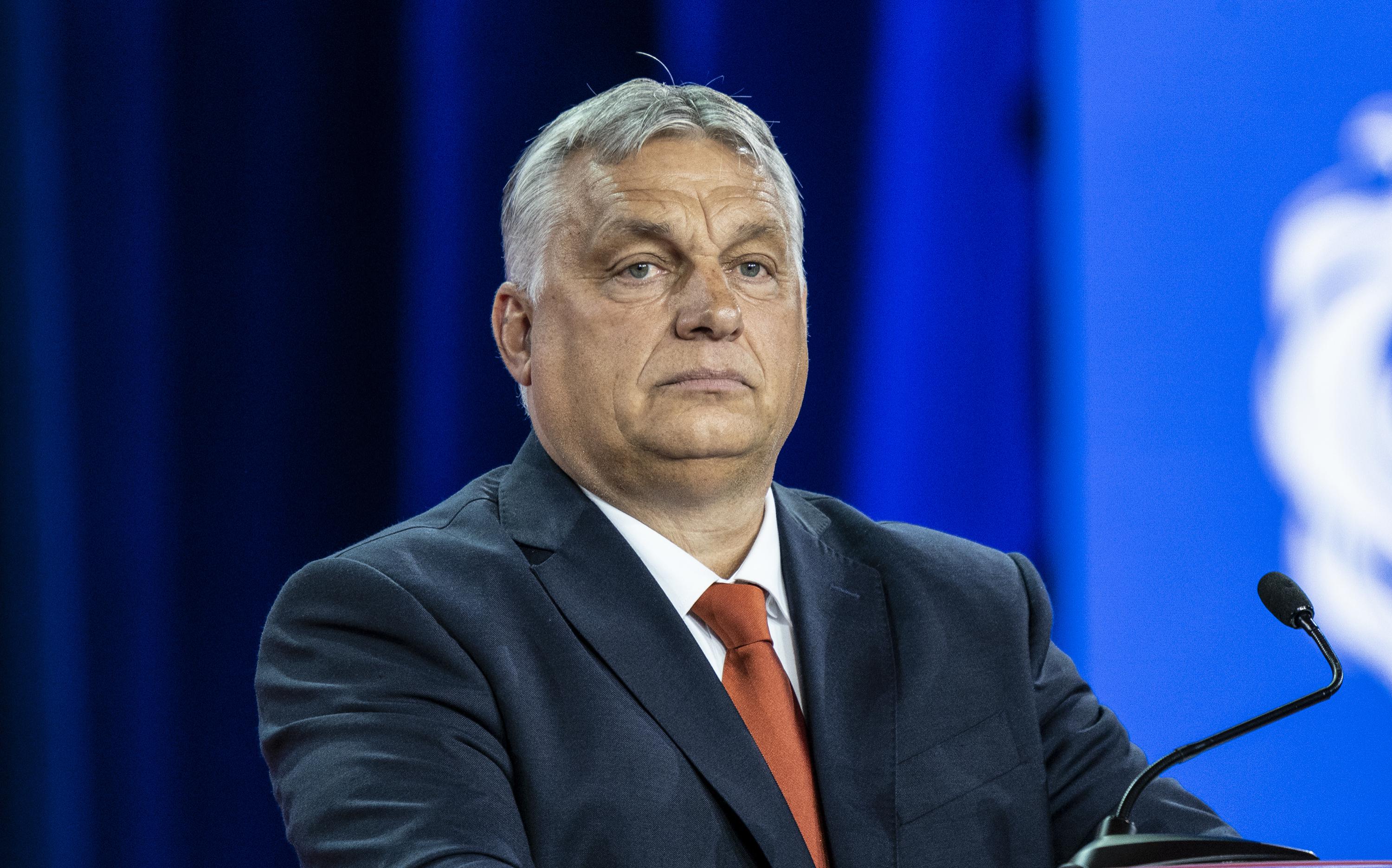 Орбан упрекнул ЕС за санкции «энергетических карликов» против России