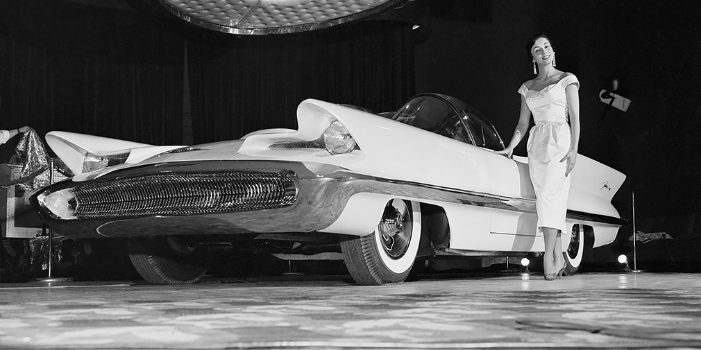 2. Lincoln Futura, автосалон в Чикаго, январь 1955 года