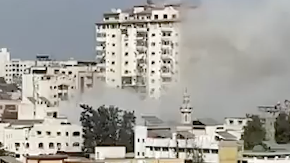 Израиль нанес удары по сектору Газа и объявил режим ЧП