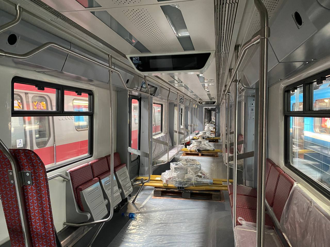 новые вагоны в метро