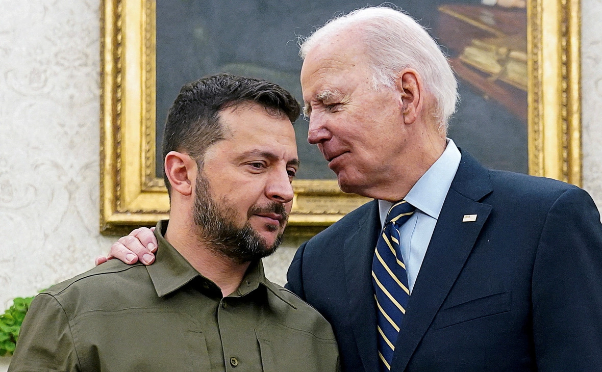 Kevin Lamarque / Reuters