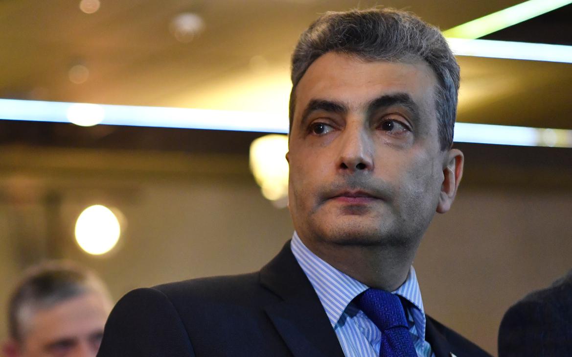 Следствие попросило отправить Шлосберга под домашний арест