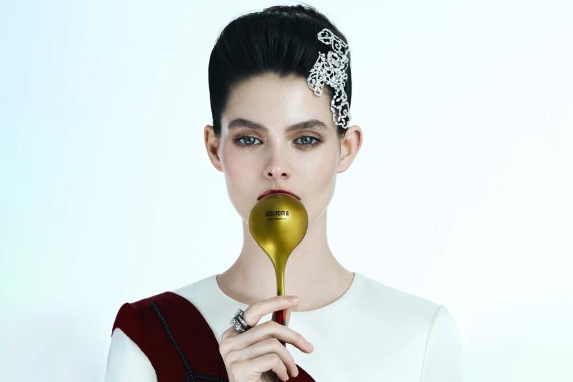 «Хохлома x Алена Ахмадуллина»