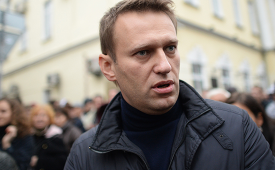 Алексей Навальный на шествии в поддержку политзаключенных, октябрь 2013 года