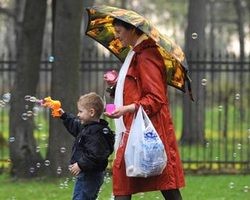 В Северной столице солнце сменяется облачностью, возможен дождь