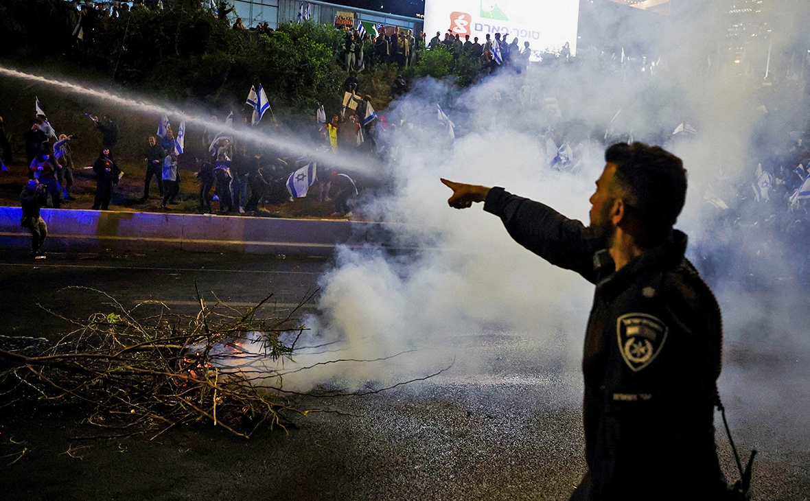 Ronen Zvulun / Reuters