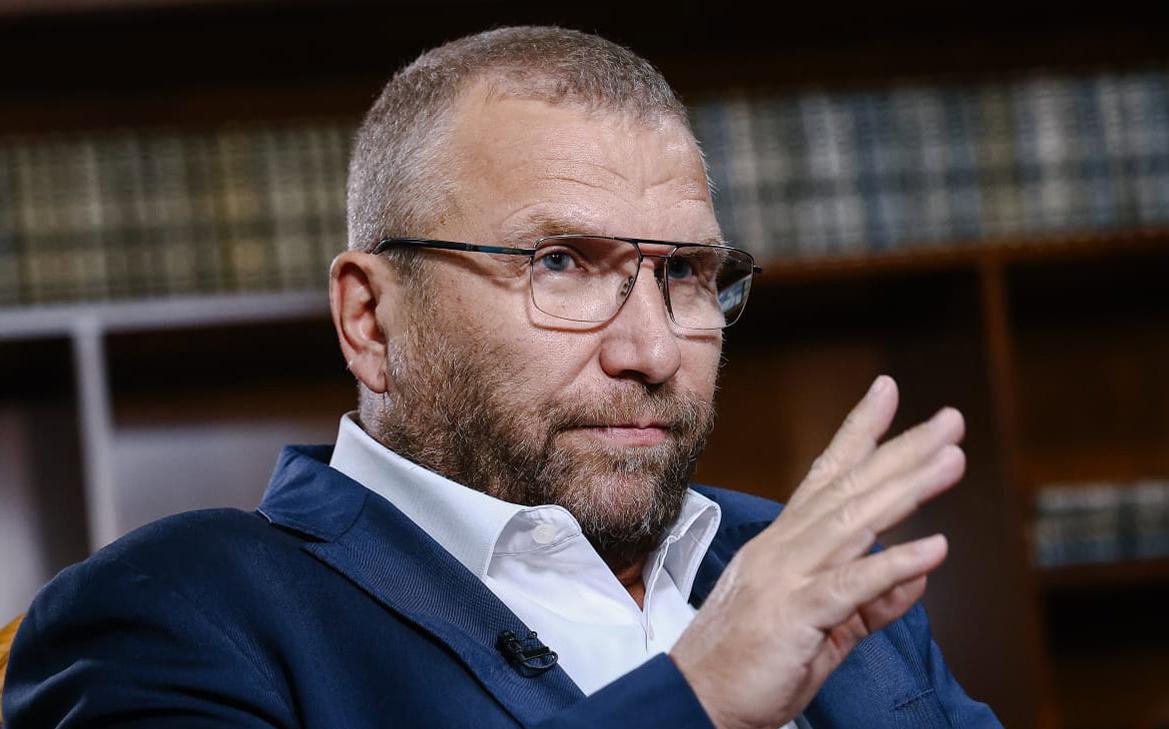 Глава ФТС оценил эффект борьбы с «серыми схемами» на таможне в ₽300 млрд