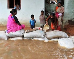 В Индии число жертв наводнения превысило 60 человек