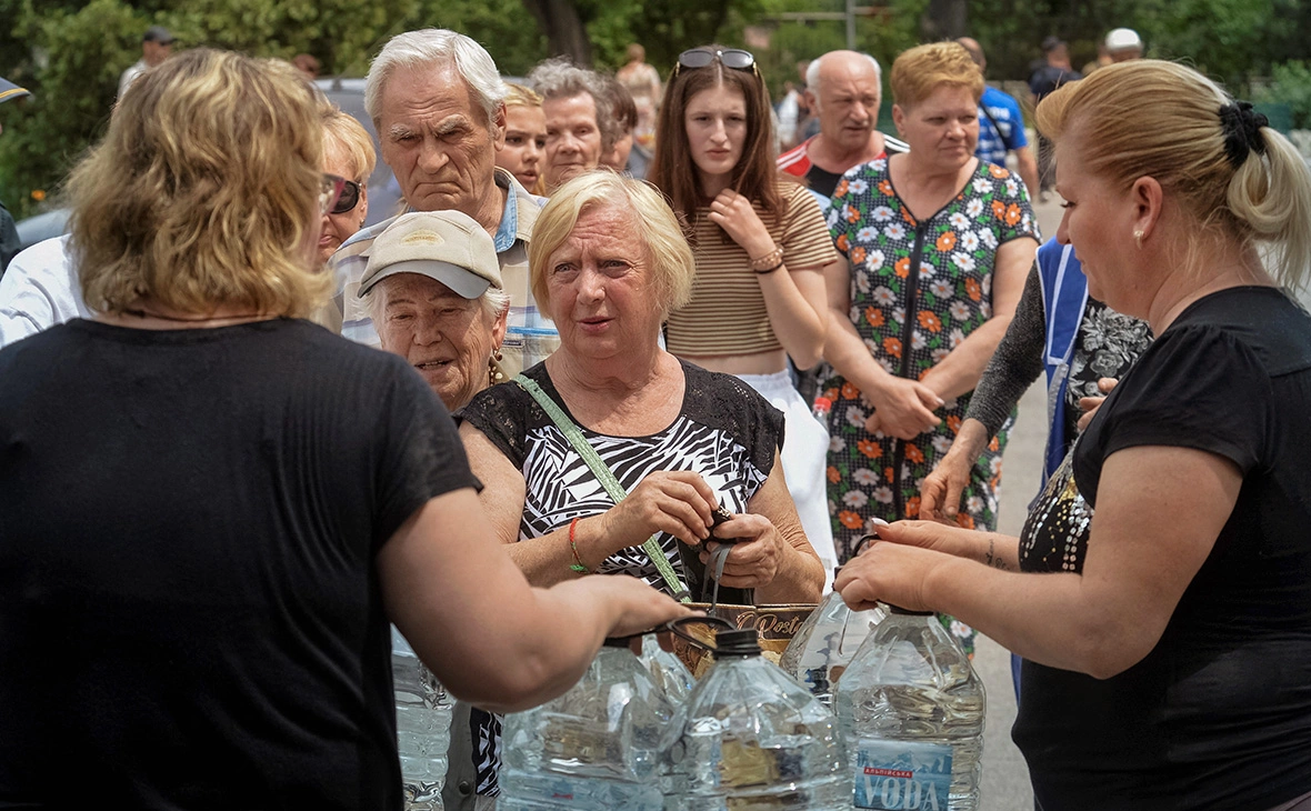 Oleksandr Klymenko / Reuters