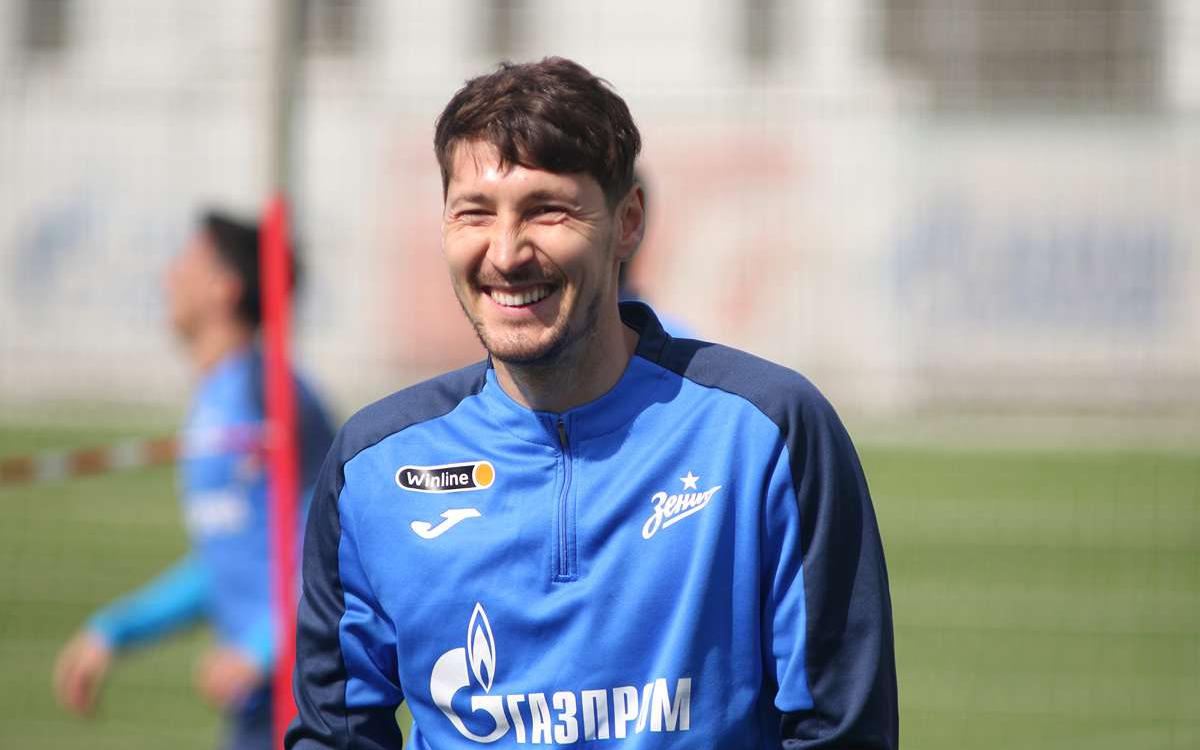 Кузяев объяснил поиском нового вызова переход во французский клуб