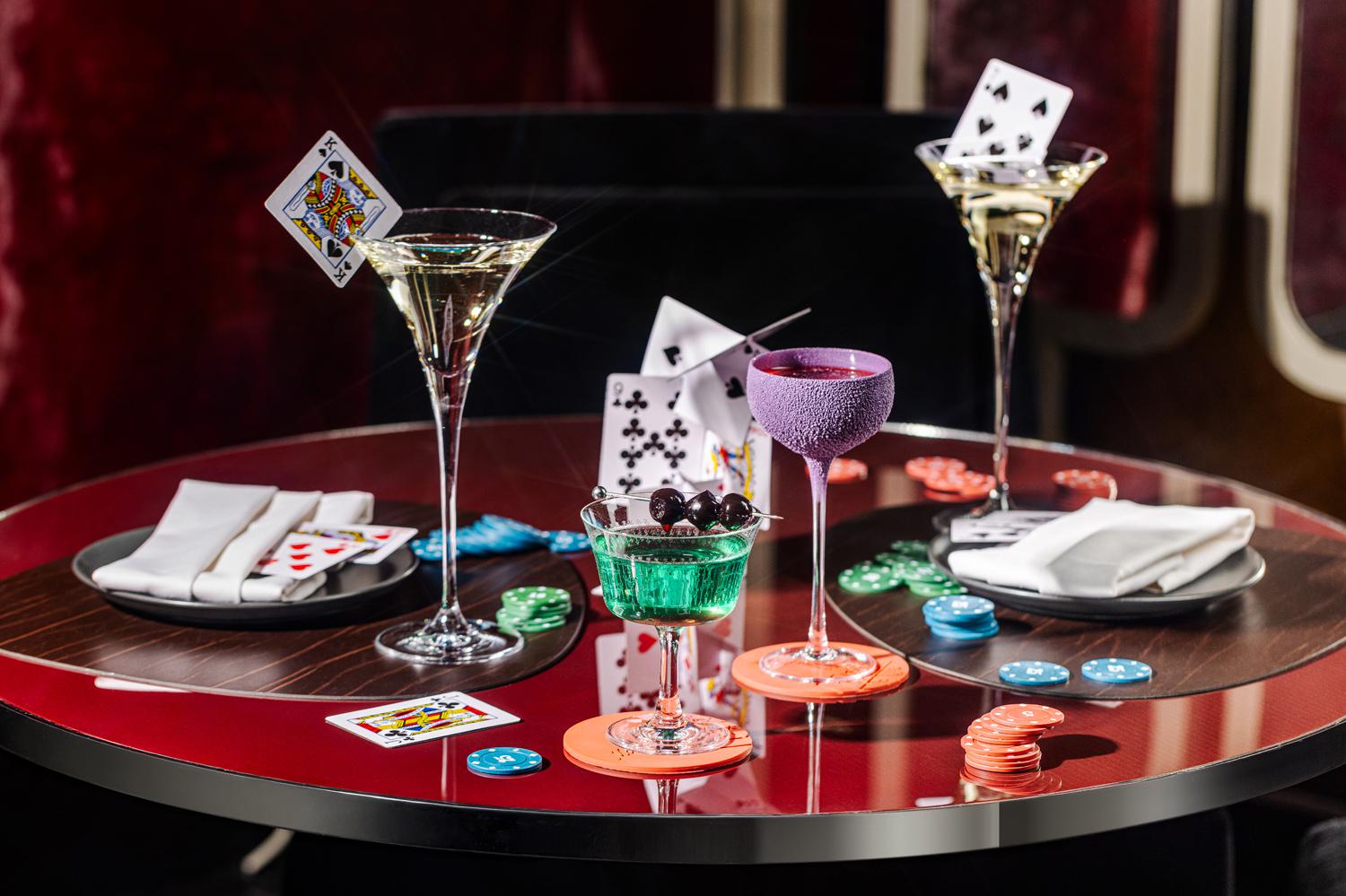 Коктейли из меню бара&nbsp;&laquo;Московский&raquo;