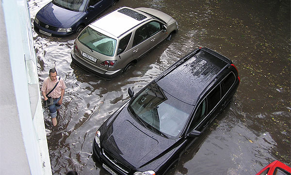 Сегодня улицы Петербурга затопят ливни