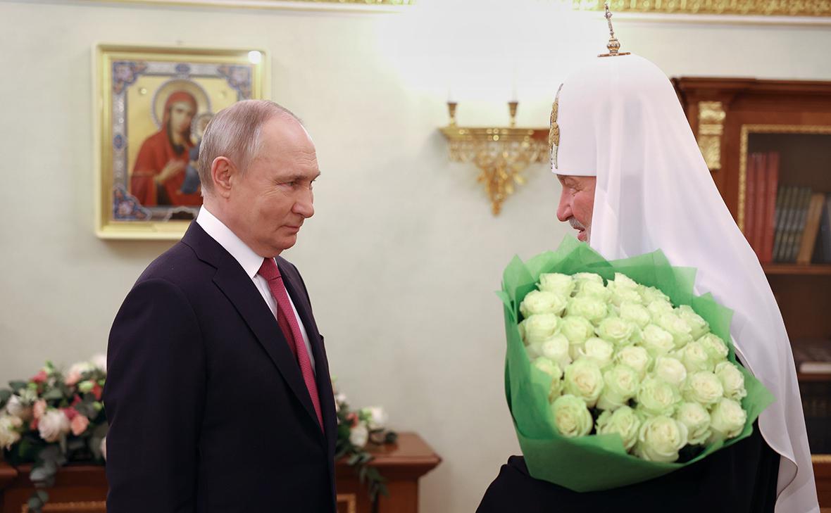 Владимир Путин поздравляет патриарха Московского и Всея Руси Кирилла