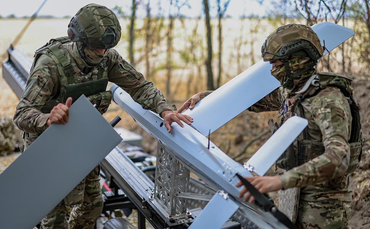 Работа расчета барражирующего боеприпаса&nbsp;&laquo;Ланцет&raquo; в Херсонской области
