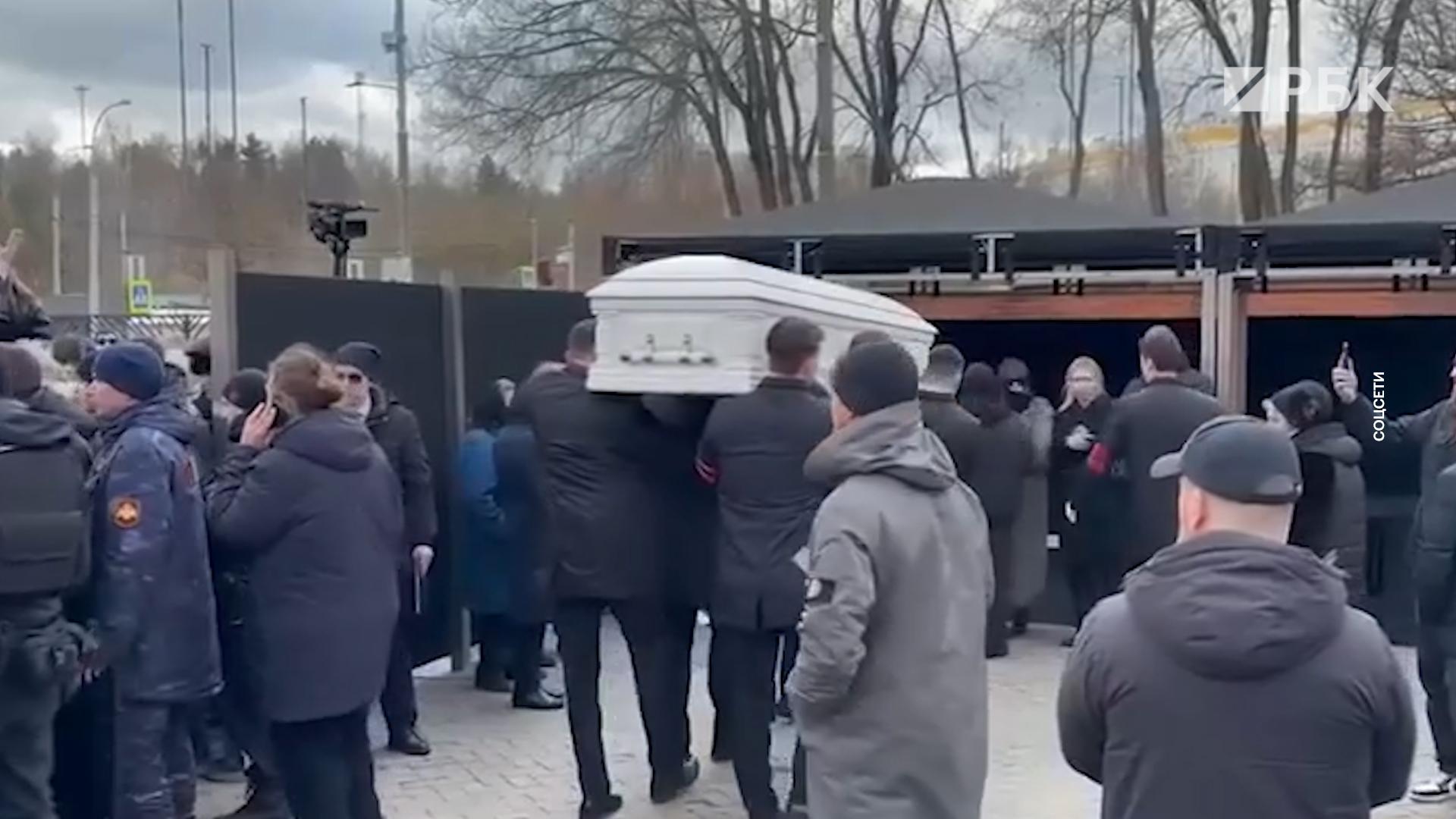 Пашу Техника похоронили. Видео