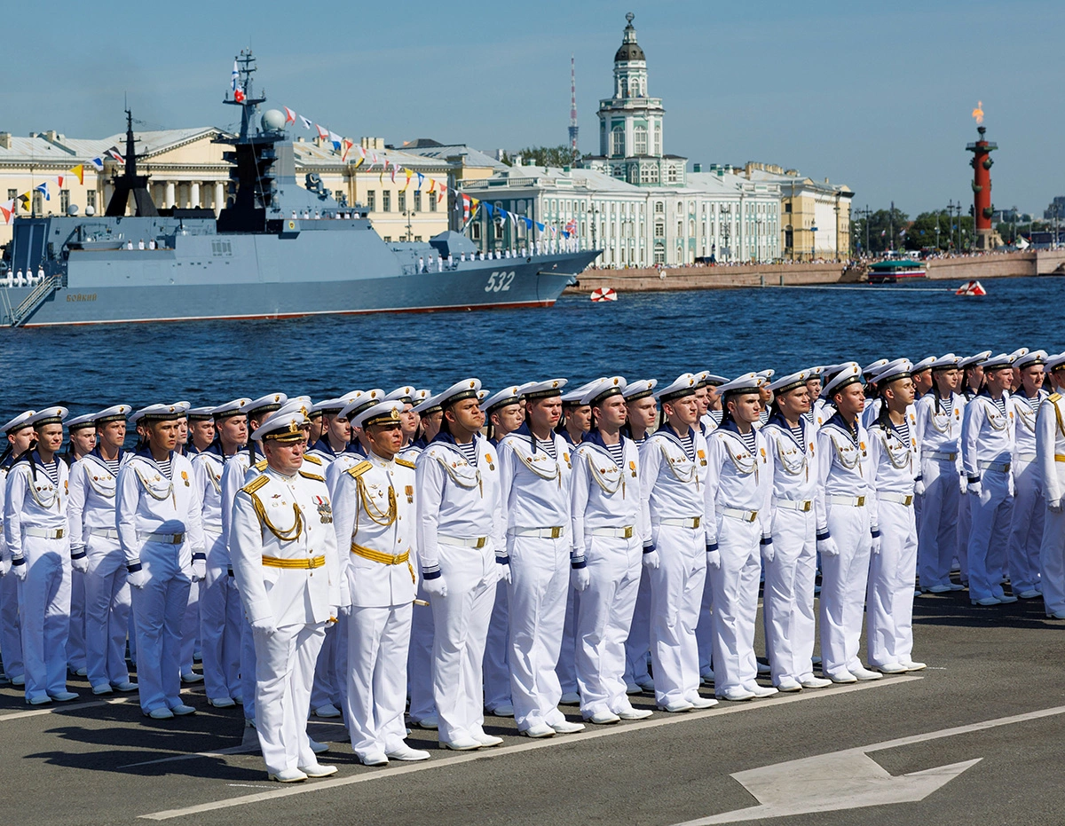 Главный военно-морской парад в Санкт-Петербурге в 2024 году