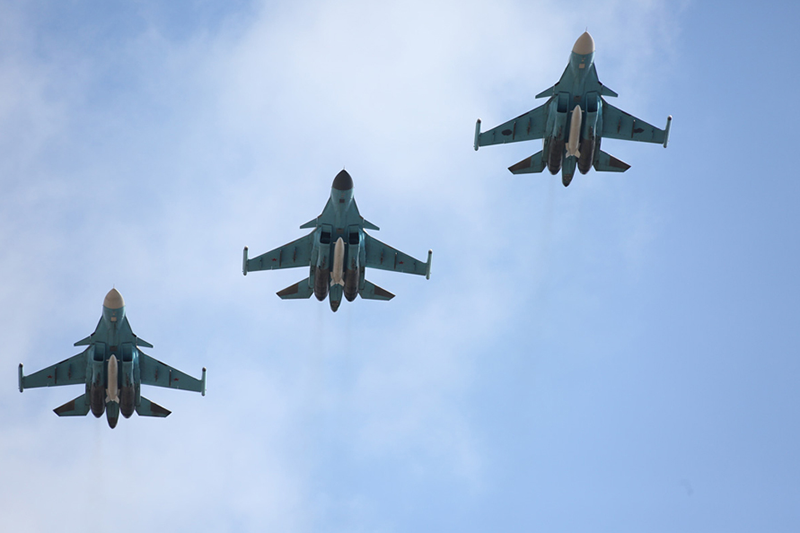 Первая группа многофункциональных истребителей-бомбардировщиков Су-34, вернувшаяся из Сирии