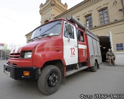 В Москве загорелась кровля общеобразовательной школы