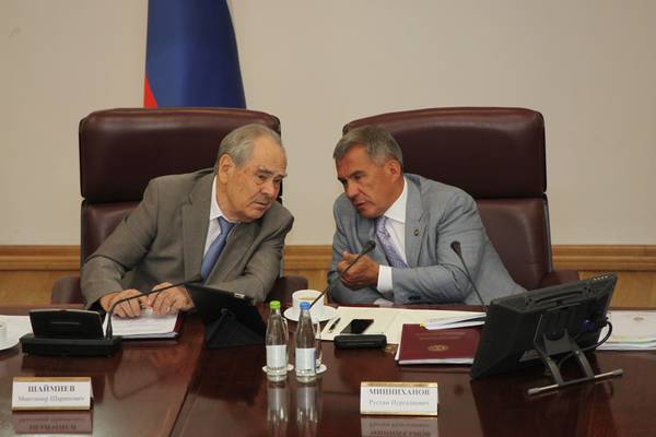 Минниханов призвал татарстанцев бороться с браконьерами республики