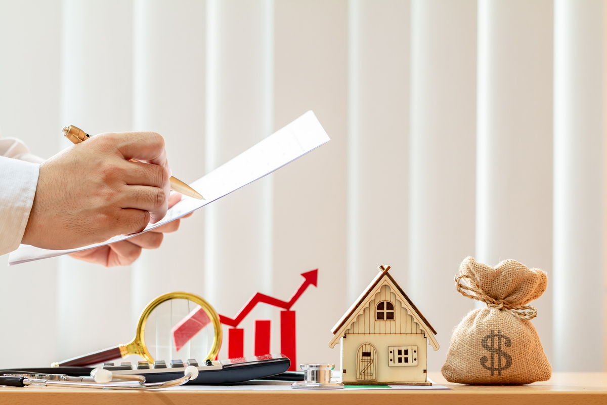 Эксперты выделили ряд ключевых аспектов при подборе облигаций застройщиков