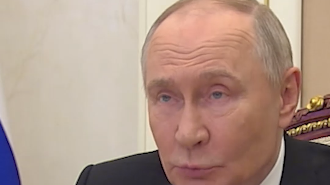 Путин рассказал, что иногда ездит «по-тихому» без кортежа