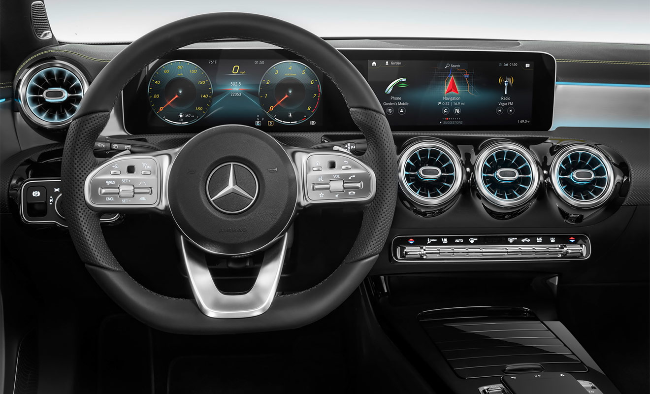 Daimler привез на CES-2018 сразу несколько концептов, но все они уже демонстрировались на различных выставках. Главная новинка &ndash; мультимедийная система нового поколения MBUX (Mercedes-Benz User Experience). У нее будут те же фирменные два экрана, как на E- и S-Class, но более интуитивное управление и технологии, основанные на искусственном интеллекте. При этом первым автомобилем, который получит MBUX, станет отнюдь не флагман, а самая маленькая модель в линейке Mercedes-Benz &ndash; новый A-Class. Далее новая мультимедийная система появится CLA, GLA и B-Class.

