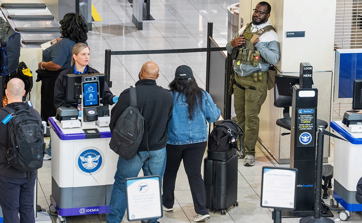 Aaron Schwartz / Reuters