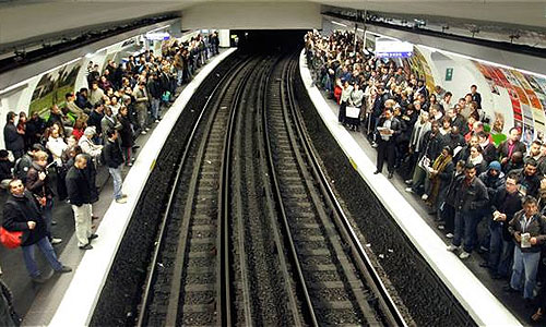 Лондон едва избежал транспортного коллапса из-за забастовки работников метро