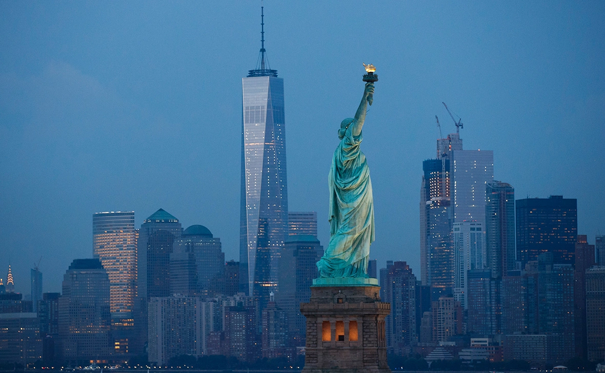 Drew Angerer / Getty Images