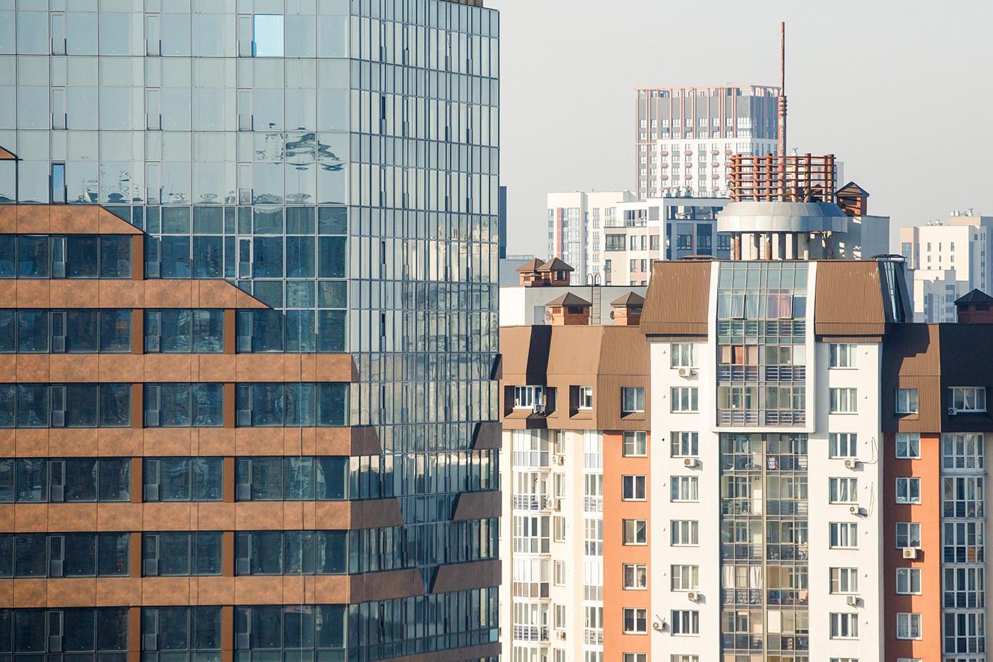 Россия. Свердловская область. Екатеринбург. Дома в Верх-Исетском районе