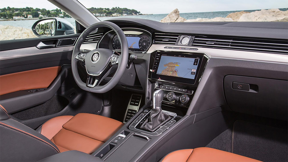 Лифтбек Volkswagen Arteon получит сверхмощную версию
