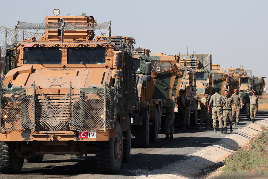Президент Турции Реджеп Тайип Эрдоган заявил о намерении занять город Кобани на границе с Сирией. Он отметил, что через дипломатические каналы Анкара узнала о положительном отношении российских властей к этому плану. Кремль подтвердил​ контакты с турецкой стороной по поводу военной операции