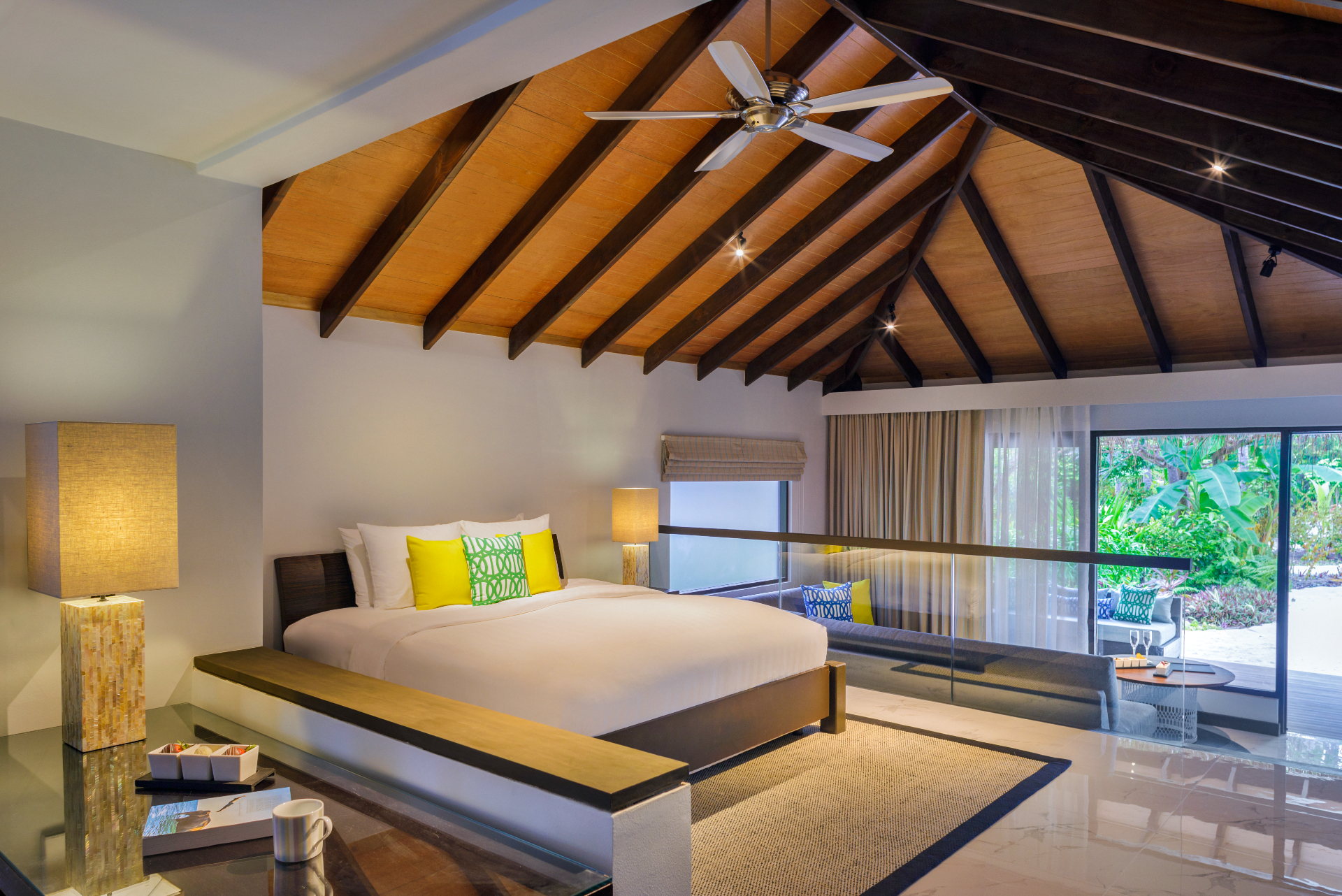 Вилла Deluxe в отеле Velassaru Maldives