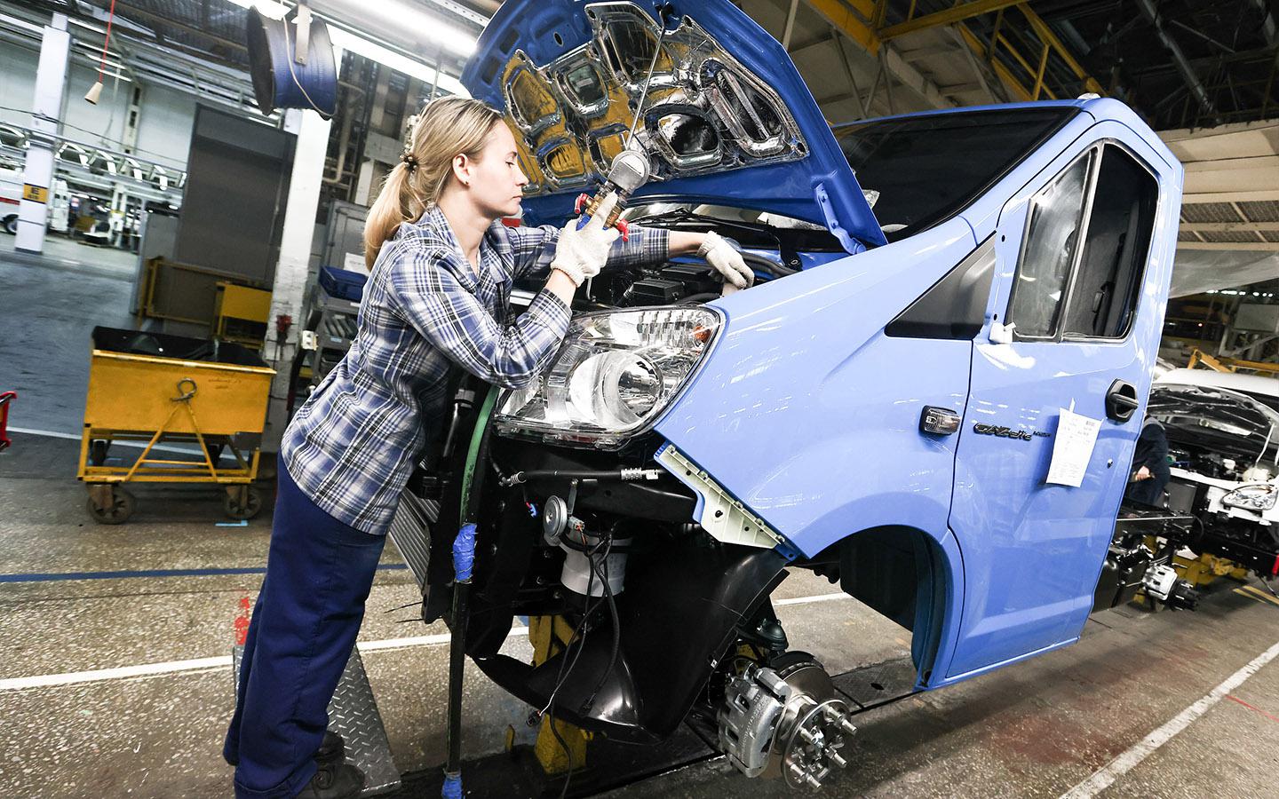 ГАЗ перейдет на 4-дневную рабочую неделю. Причины и подробности
