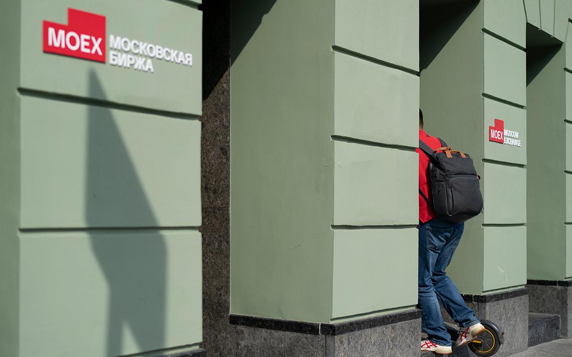 Казахстанская биржа обсудит исключение Мосбиржи из числа ее акционеров